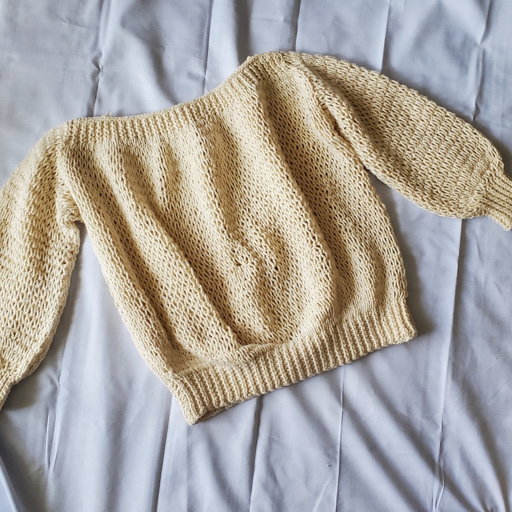 Handmade Boat Neck Cropped Cream Sweater • XS